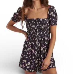 Billabong Navy Floral Print Textured Fabric Romper NWT XS